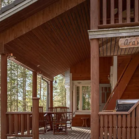 Chalet Oravalinna *